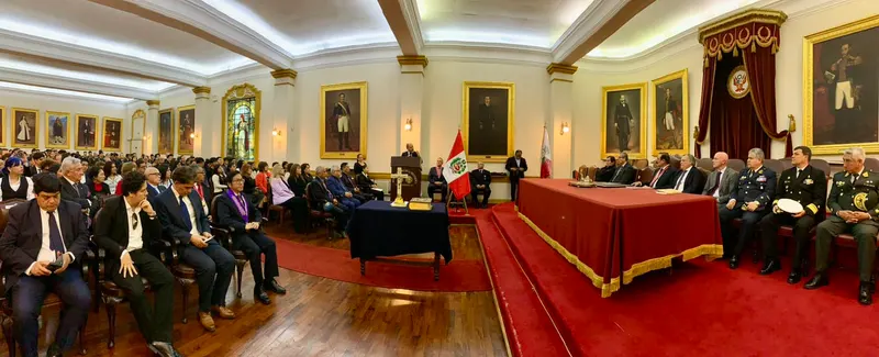 Concurrencia extraordinaria en el gran acto organizado por el Instituto Peruano Argentino de Derecho Penal - Capítulo Perú, en la Benemérita Sociedad Fundadores de la Independencia.