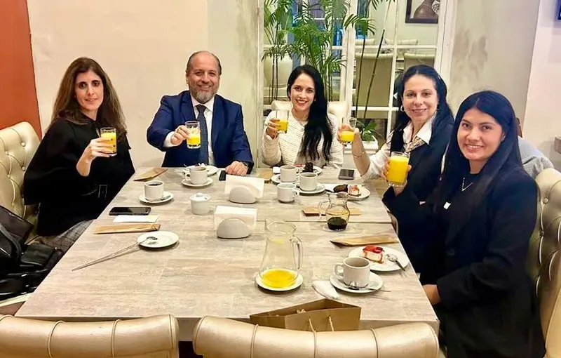 Desayuno académico en el Restaurante El Mochica de Trujillo.