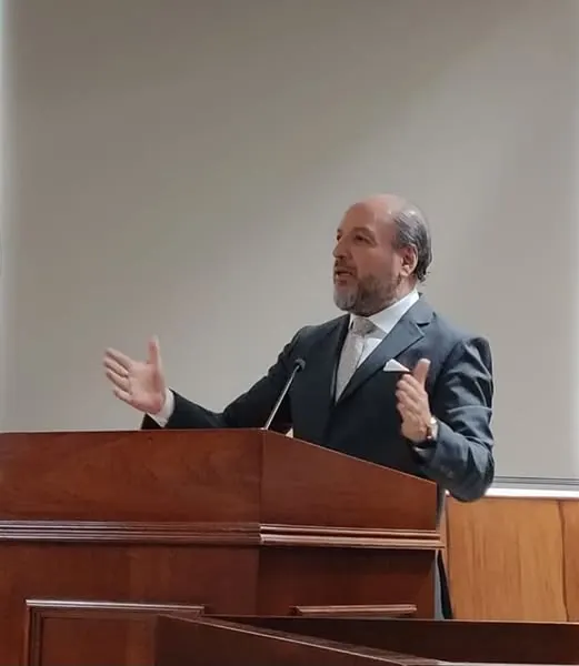 Magnífica conferencia del Maestro Iván Torres La Torre en el Acto Académico Internacional de Derecho Penal y Procesal Penal en la Universidad Ricardo Palma