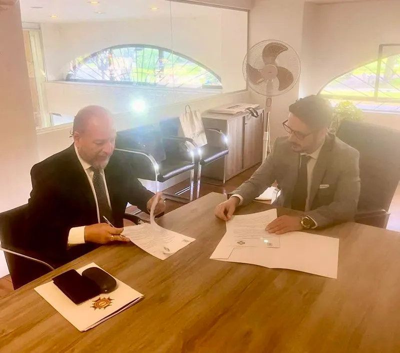 Firma de convenio interinstitucional con EUDEBA.